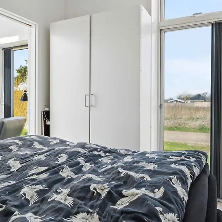 Hébergement de vacances Modern Summer House With Fantastic Skylight Slagelse