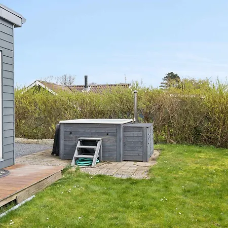 Modern Summer House With Fantastic Skylight, Holiday home Slagelse